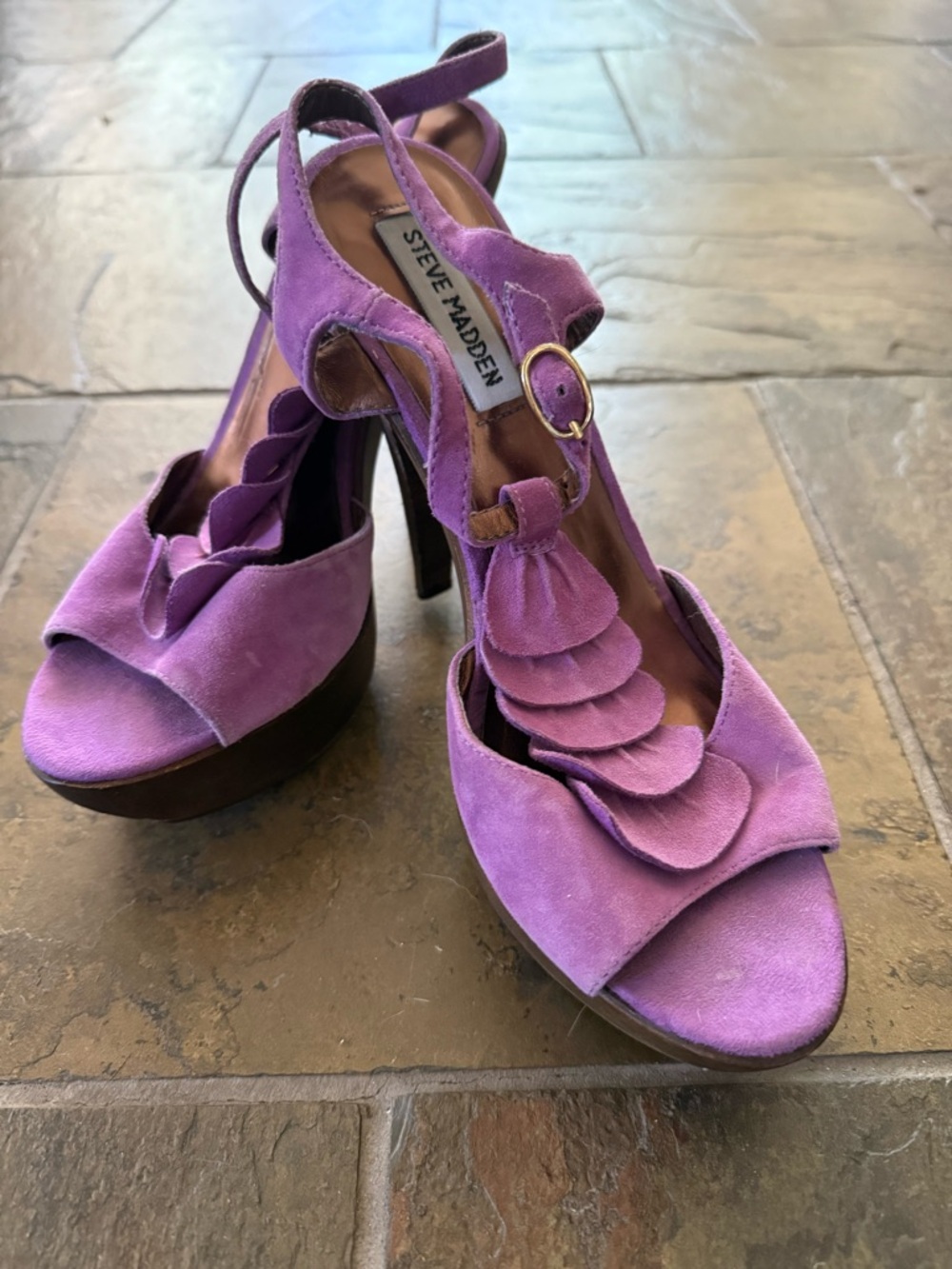 Y2K Steve Madden Violet Suede Scalloped Platform Heels